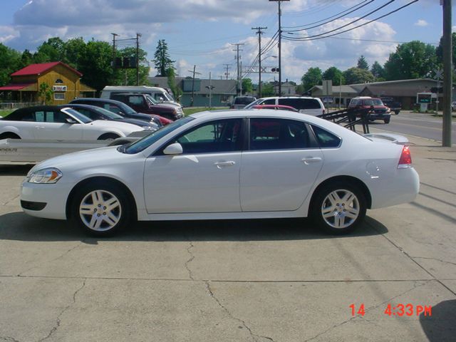 Chevrolet Impala 2010 photo 3