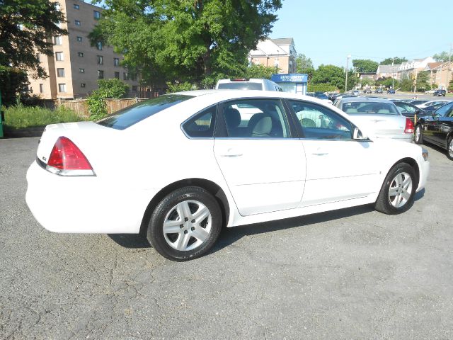 Chevrolet Impala 2010 photo 3