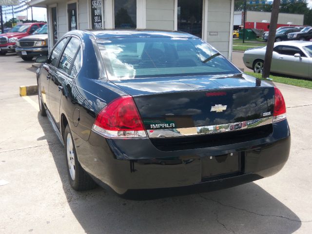 Chevrolet Impala 2010 photo 4