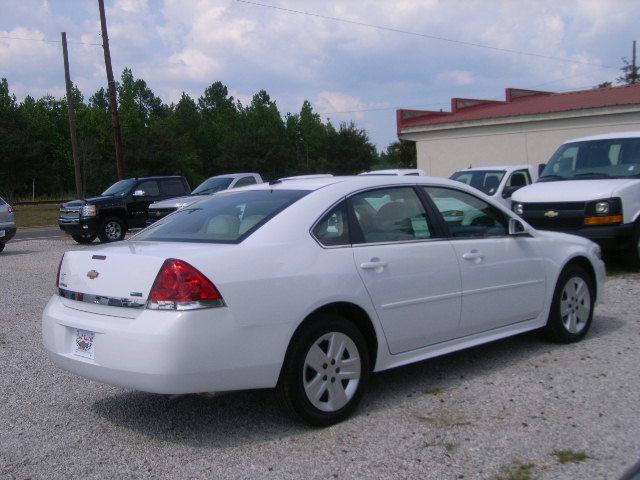 Chevrolet Impala 2011 photo 2