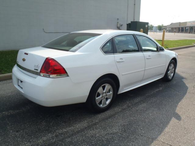 Chevrolet Impala 2011 photo 2