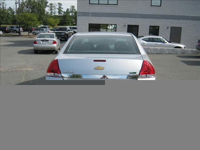 Chevrolet Impala 2011 photo 2