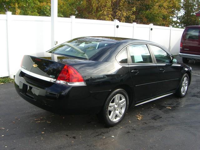 Chevrolet Impala 2011 photo 3