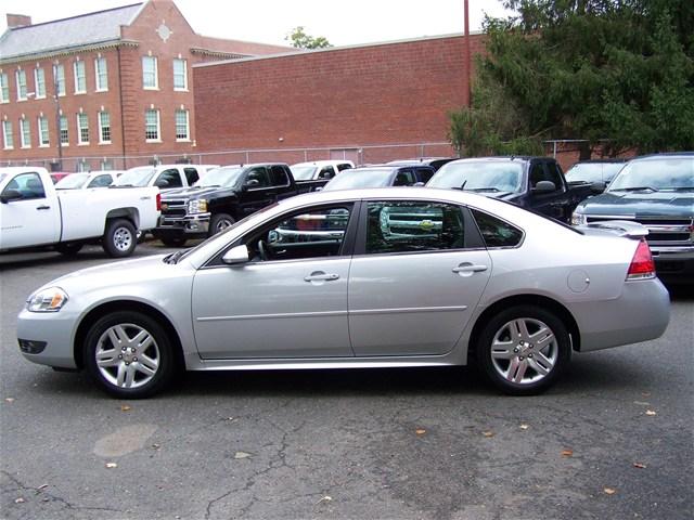 Chevrolet Impala 2011 photo 3