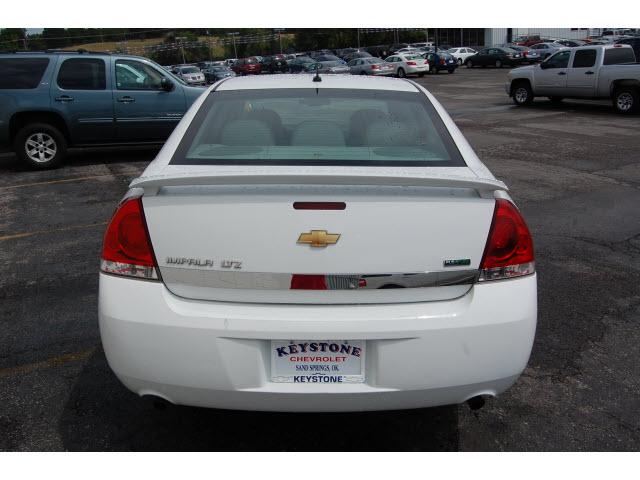 Chevrolet Impala 2011 photo 3