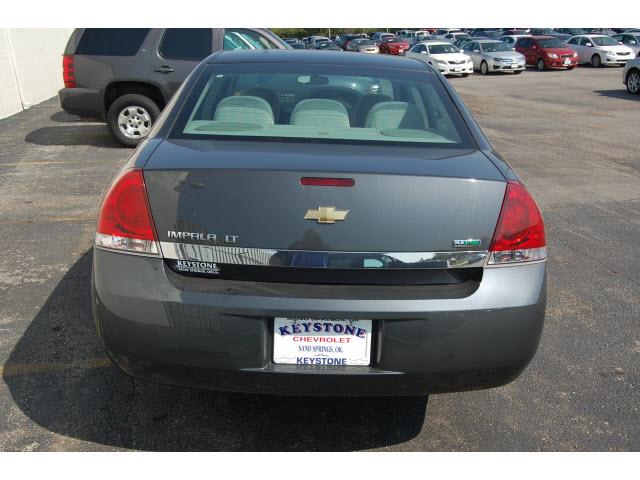 Chevrolet Impala 2011 photo 3