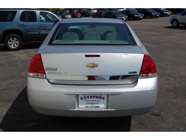 Chevrolet Impala 2011 photo 3