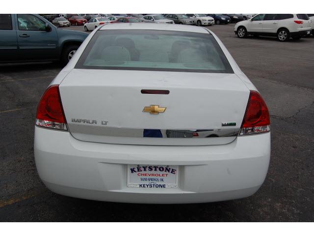 Chevrolet Impala 2011 photo 3