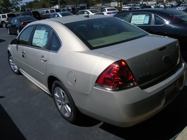 Chevrolet Impala 2011 photo 3