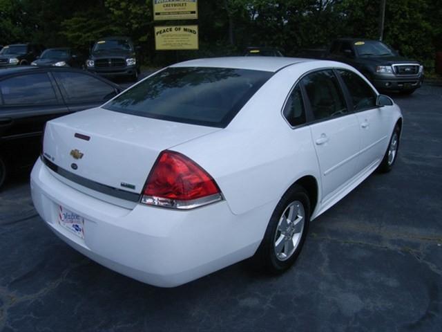 Chevrolet Impala 2011 photo 2