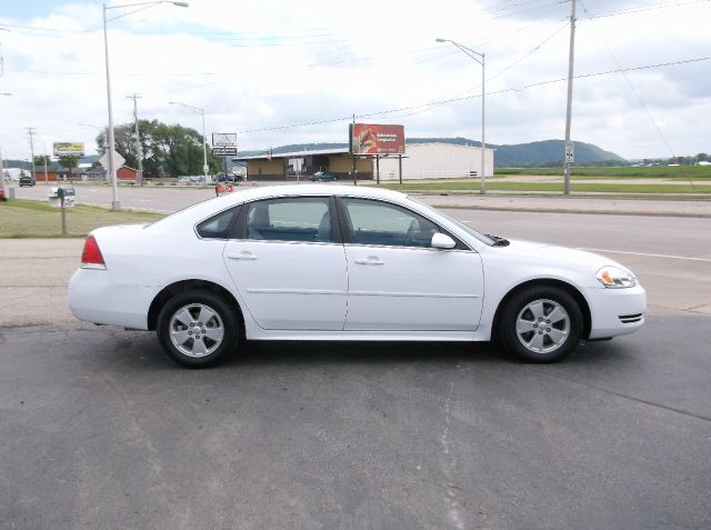 Chevrolet Impala 2011 photo 2