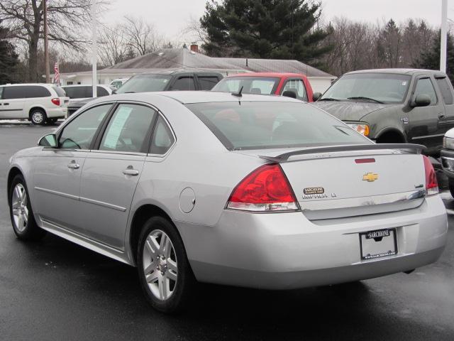 Chevrolet Impala 2011 photo 2