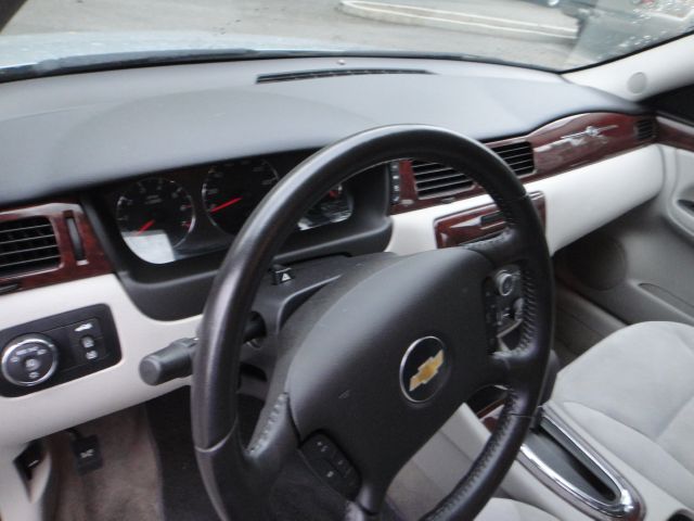 Chevrolet Impala 2011 photo 1