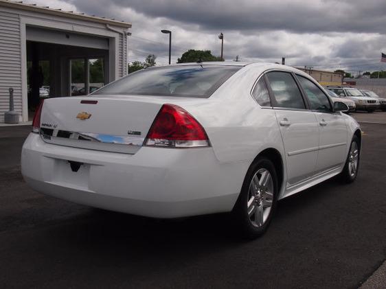 Chevrolet Impala 2011 photo 3