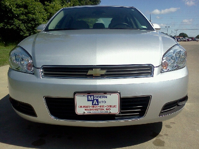 Chevrolet Impala 2011 photo 2