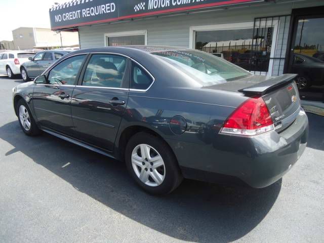 Chevrolet Impala 2011 photo 2