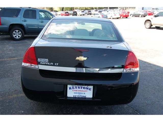 Chevrolet Impala 2011 photo 3