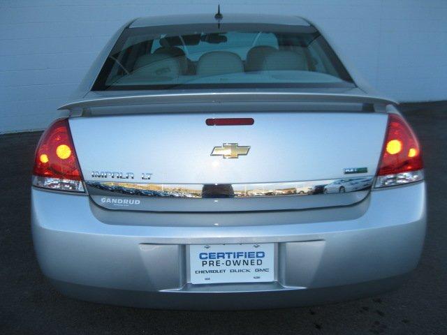 Chevrolet Impala 2011 photo 3