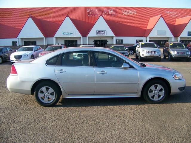 Chevrolet Impala SL1 Sedan