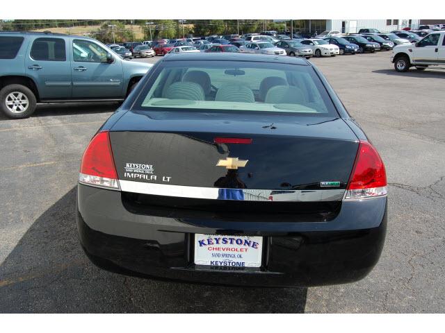 Chevrolet Impala 2011 photo 3