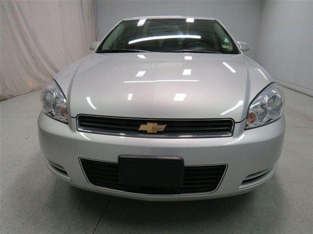 Chevrolet Impala 2011 photo 3