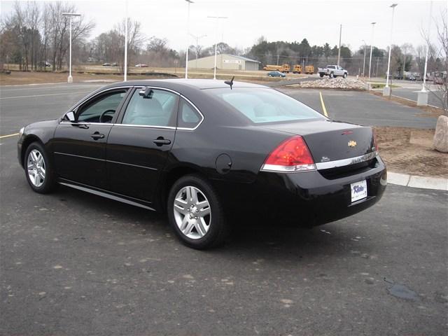 Chevrolet Impala 2011 photo 3