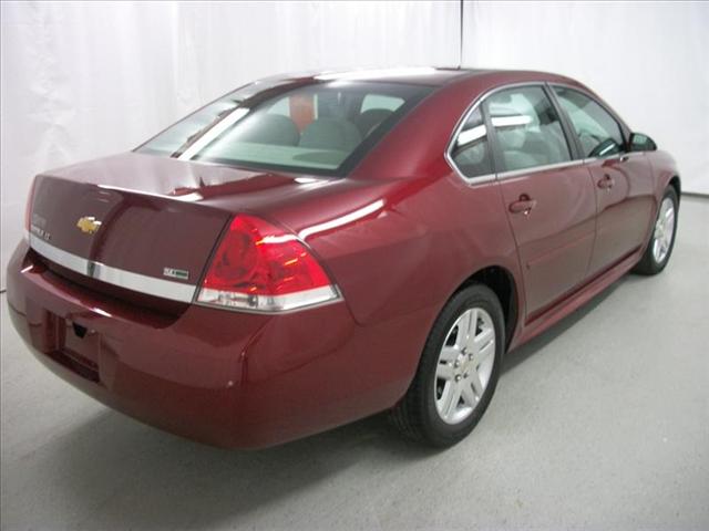 Chevrolet Impala 2011 photo 2