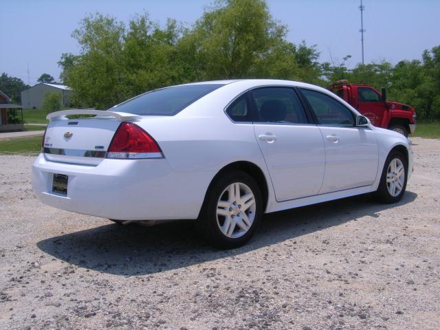 Chevrolet Impala 2011 photo 2