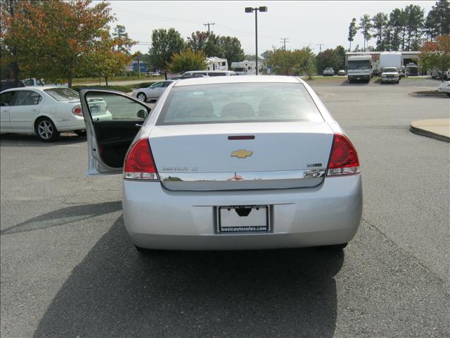 Chevrolet Impala 2011 photo 2