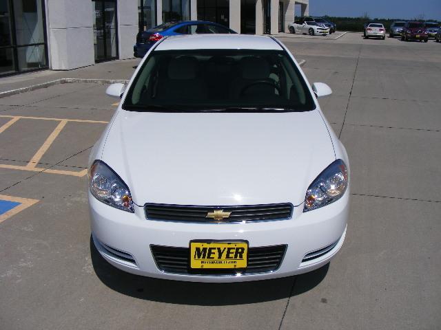 Chevrolet Impala 2011 photo 1