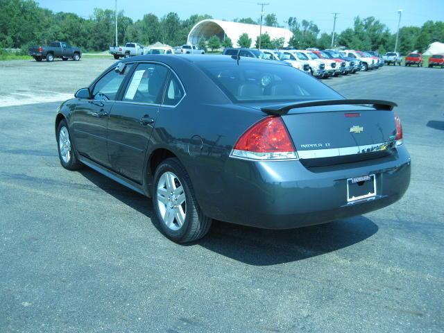 Chevrolet Impala 2011 photo 2