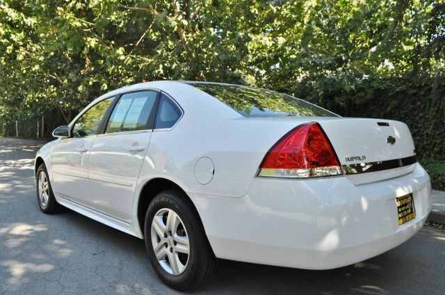 Chevrolet Impala 2011 photo 3