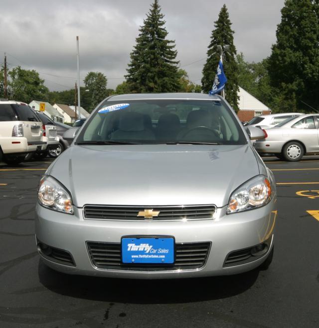 Chevrolet Impala 2011 photo 2