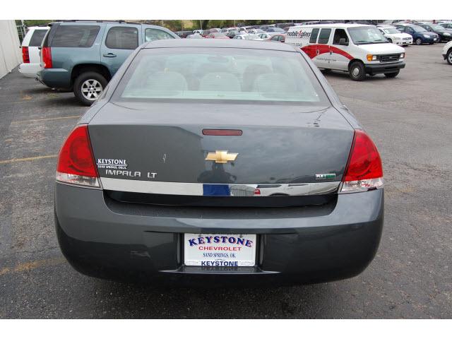 Chevrolet Impala 2011 photo 3