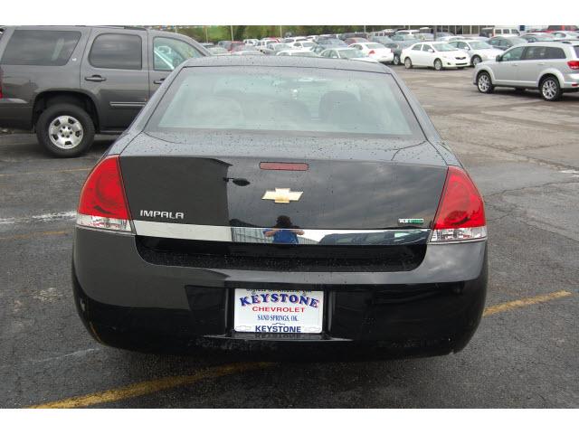 Chevrolet Impala 2011 photo 3