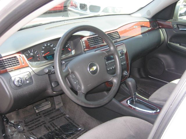 Chevrolet Impala 2011 photo 19