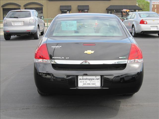 Chevrolet Impala 2011 photo 2