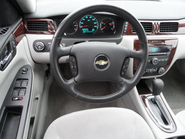 Chevrolet Impala 2011 photo 5