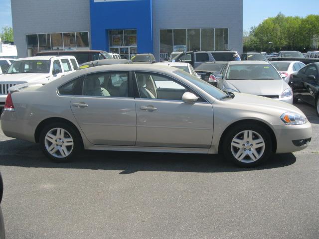 Chevrolet Impala 2011 photo 4