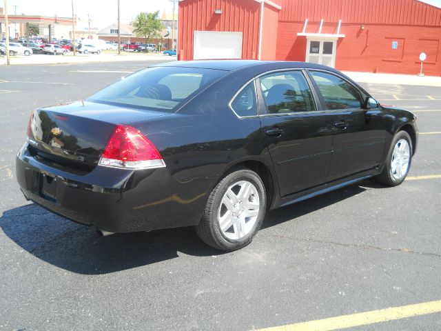 Chevrolet Impala 2dr Reg Cab 140.5 4WD ST Sedan