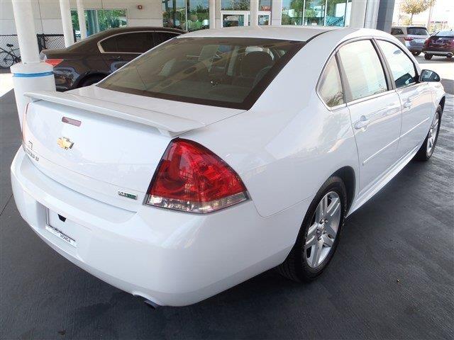 Chevrolet Impala 2012 photo 16