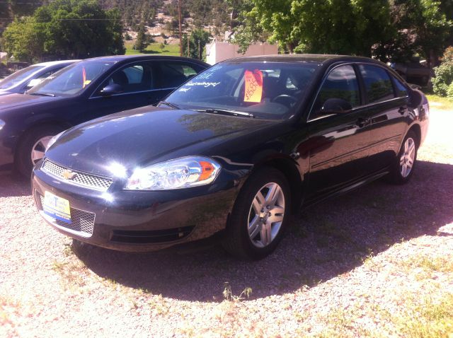 Chevrolet Impala 2dr Reg Cab 140.5 4WD ST Sedan