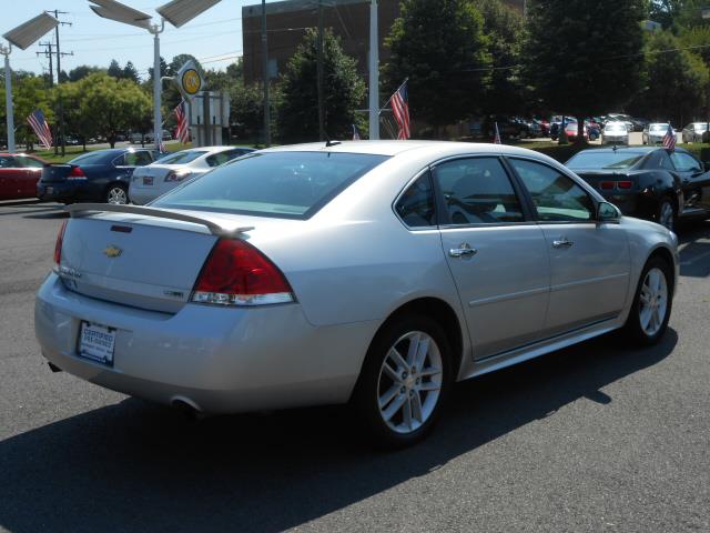 Chevrolet Impala SLE SLT WT Sedan