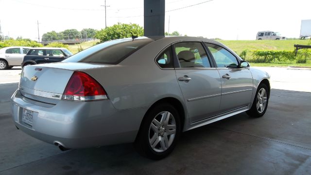 Chevrolet Impala 2012 photo 3