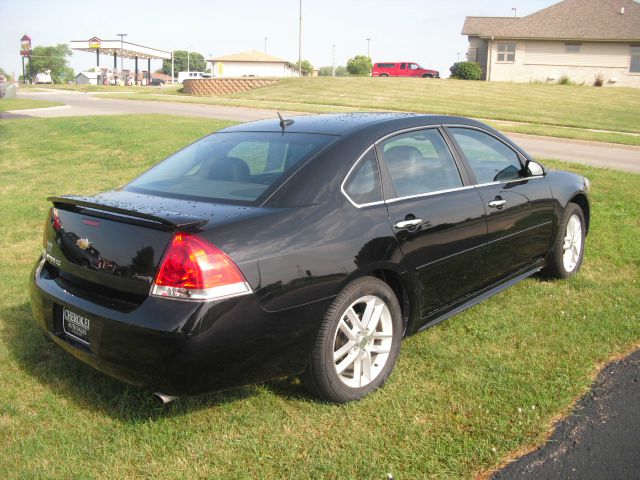 Chevrolet Impala 2012 photo 3