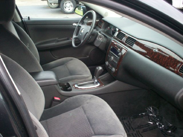 Chevrolet Impala 2012 photo 2