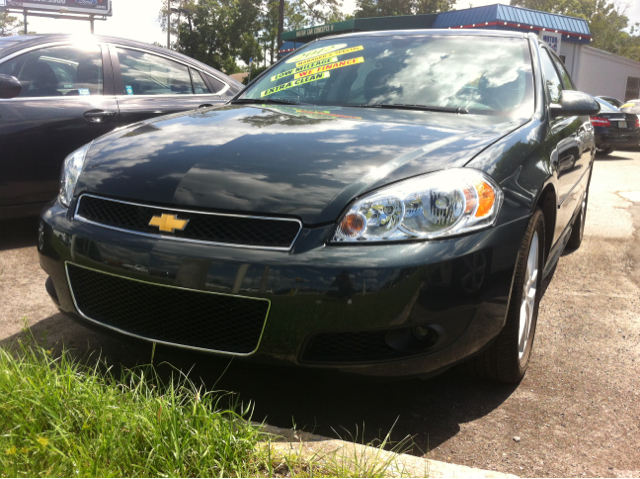 Chevrolet Impala SLE SLT WT Sedan