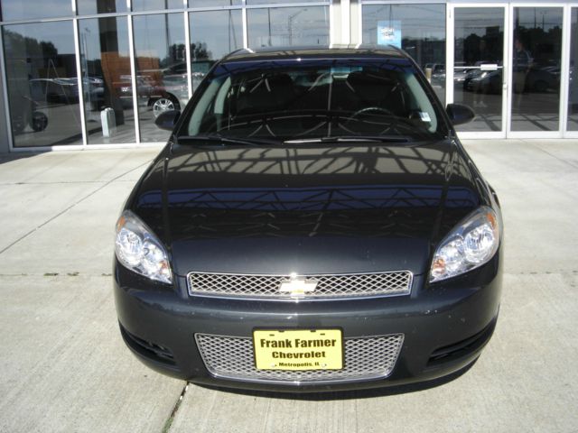 Chevrolet Impala 2dr Reg Cab 140.5 4WD ST Sedan