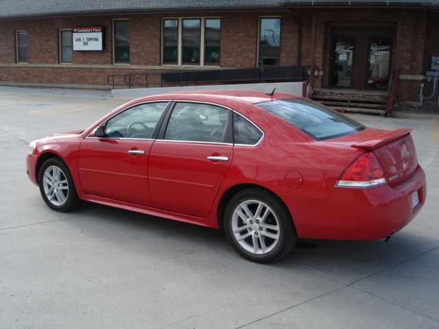 Chevrolet Impala SLE SLT WT Sedan