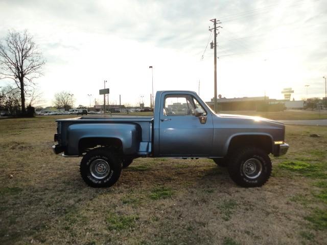 Chevrolet K10 1983 photo 4